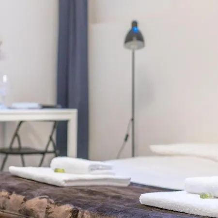 Brera - 10 Min From The Duomo, Shops, Restaurants Apartment Milan