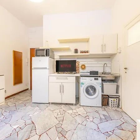 Apartment Brera - 10 Min From The Duomo, Shops, Restaurants Milan