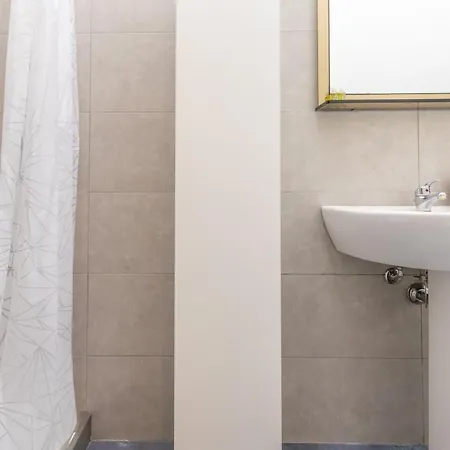 Apartment Brera - 10 Min From The Duomo, Shops, Restaurants Milan